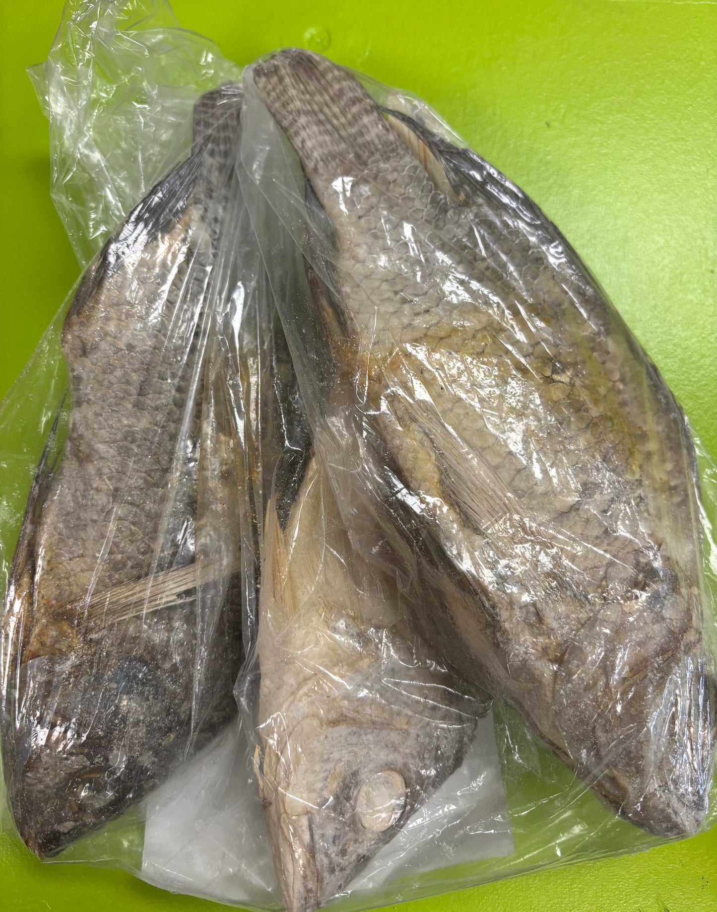 Pezcado seco mojarra